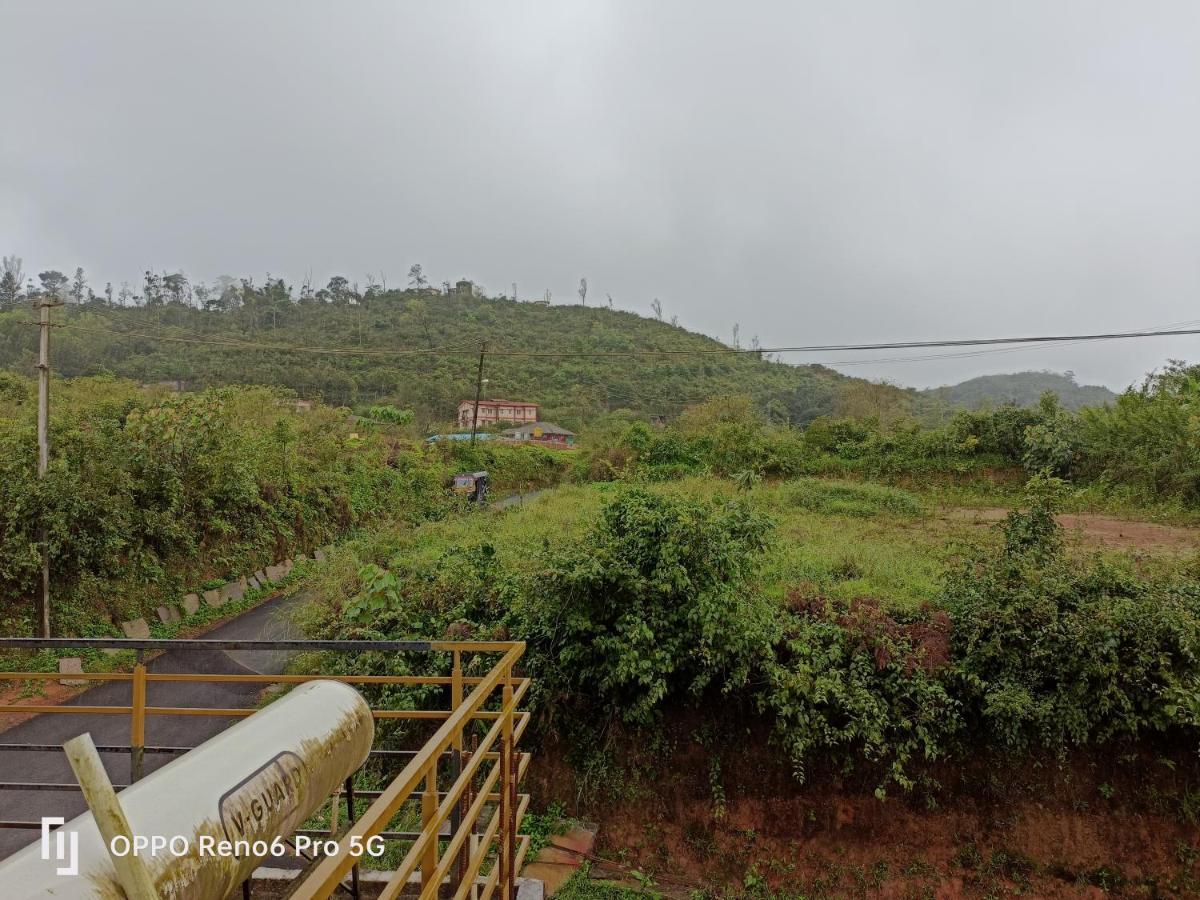 Coorg Girinivas Homestay 102 马迪凯里 外观 照片